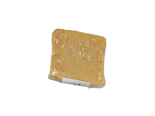 100% Natural Strawberry Ginger Soap // Free Exfoliating Soap Bag